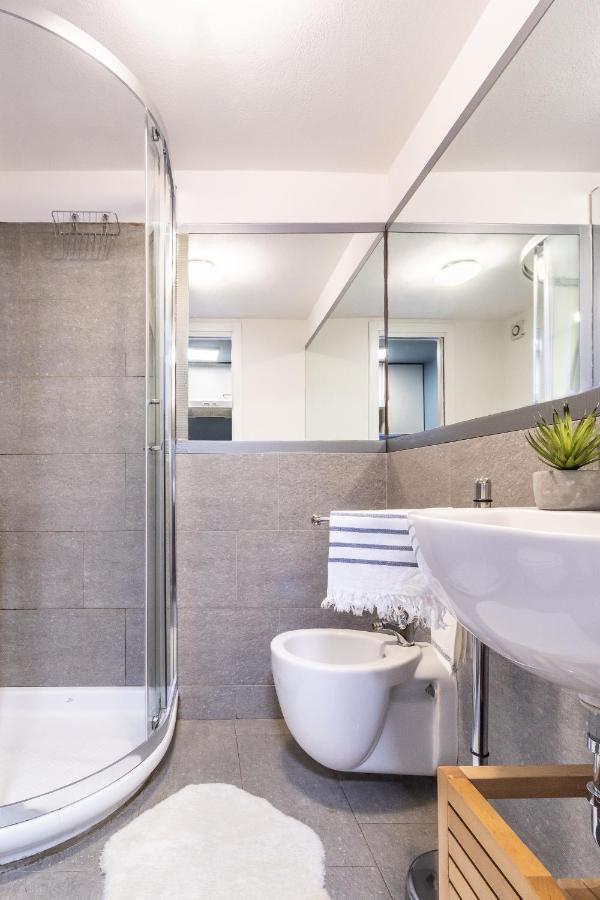 Altido Vibrant Studio For 3 Near The City Centre Милано Екстериор снимка